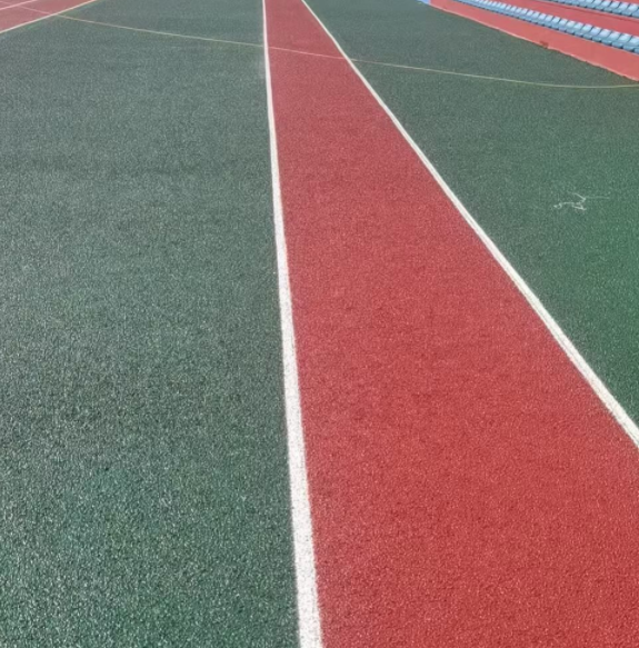 丽江市半预制型跑道足球场人造草坪 - 价格