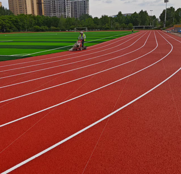 丽江市渗水跑道学校运动操场 - 价格